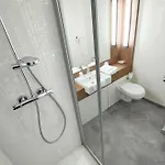Отель Campanile Congres Clemenceau 3*