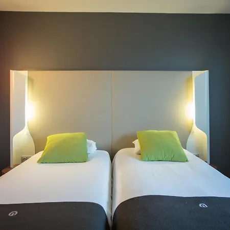 カンパニール コングレ クレマンソー ホテル ディジョン