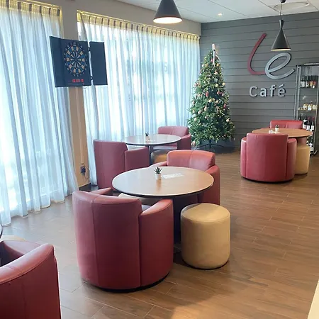 Hotel Campanile Congres Clemenceau 3*