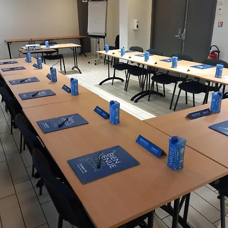 מלון Campanile Congres Clemenceau דיז'ון