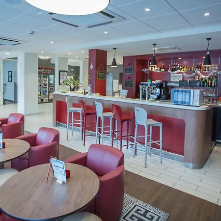 カンパニール コングレ クレマンソー ホテル