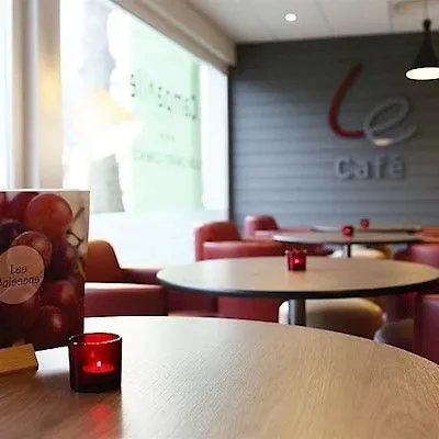 カンパニール コングレ クレマンソー ホテル ディジョン