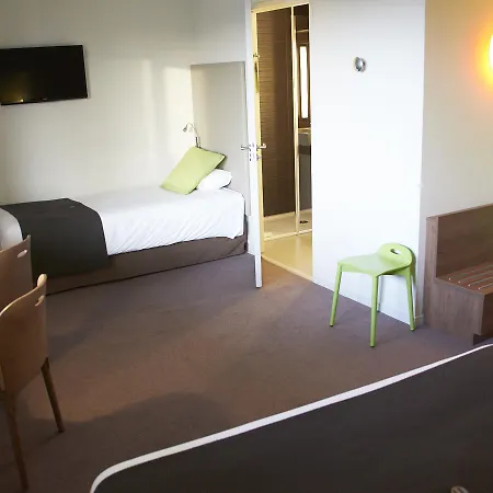 カンパニール コングレ クレマンソー 3*