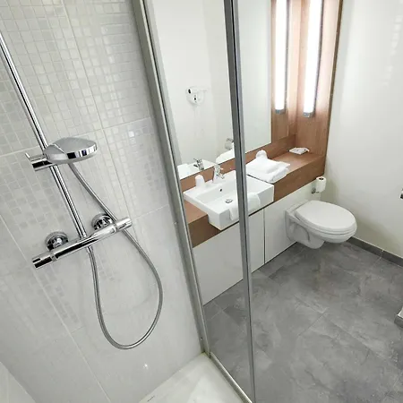 호텔 Campanile Centre Clemenceau 3*